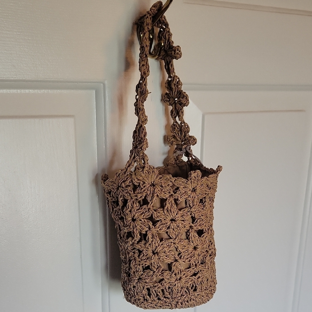 A New Day Brown Crochet Hand Bag, NWT - Picture 9 of 11